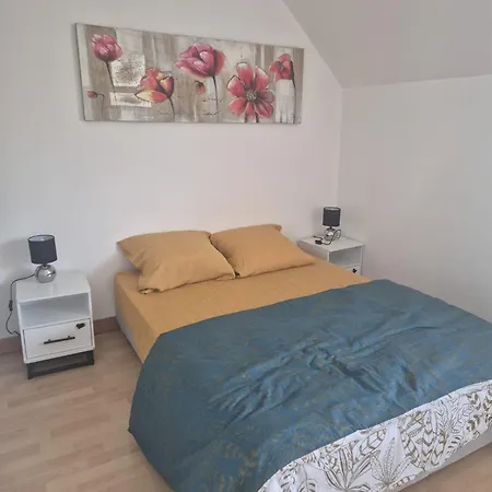 Pres De Giverny بيت للعطل